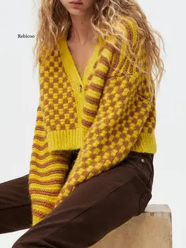 jeseň nové sladký temperament divokého tvaru dlhé rukávy prekladané textúra šitie žakárové pletený sveter bunda ženy